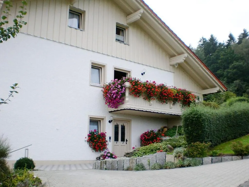 Family- Friendly Apartment In Bavarian Forest Prackenbach 0*,